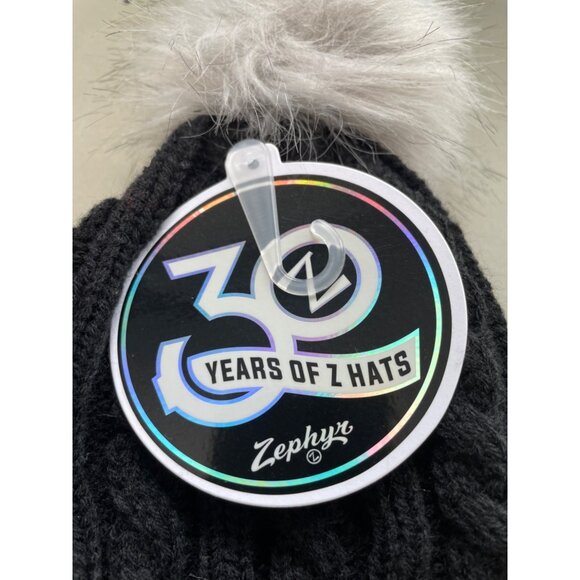 Zephyr K State Wildcats Beanie OS Cable Knit Black with Gray Faux Fur Pompom NEW - Picture 6 of 6